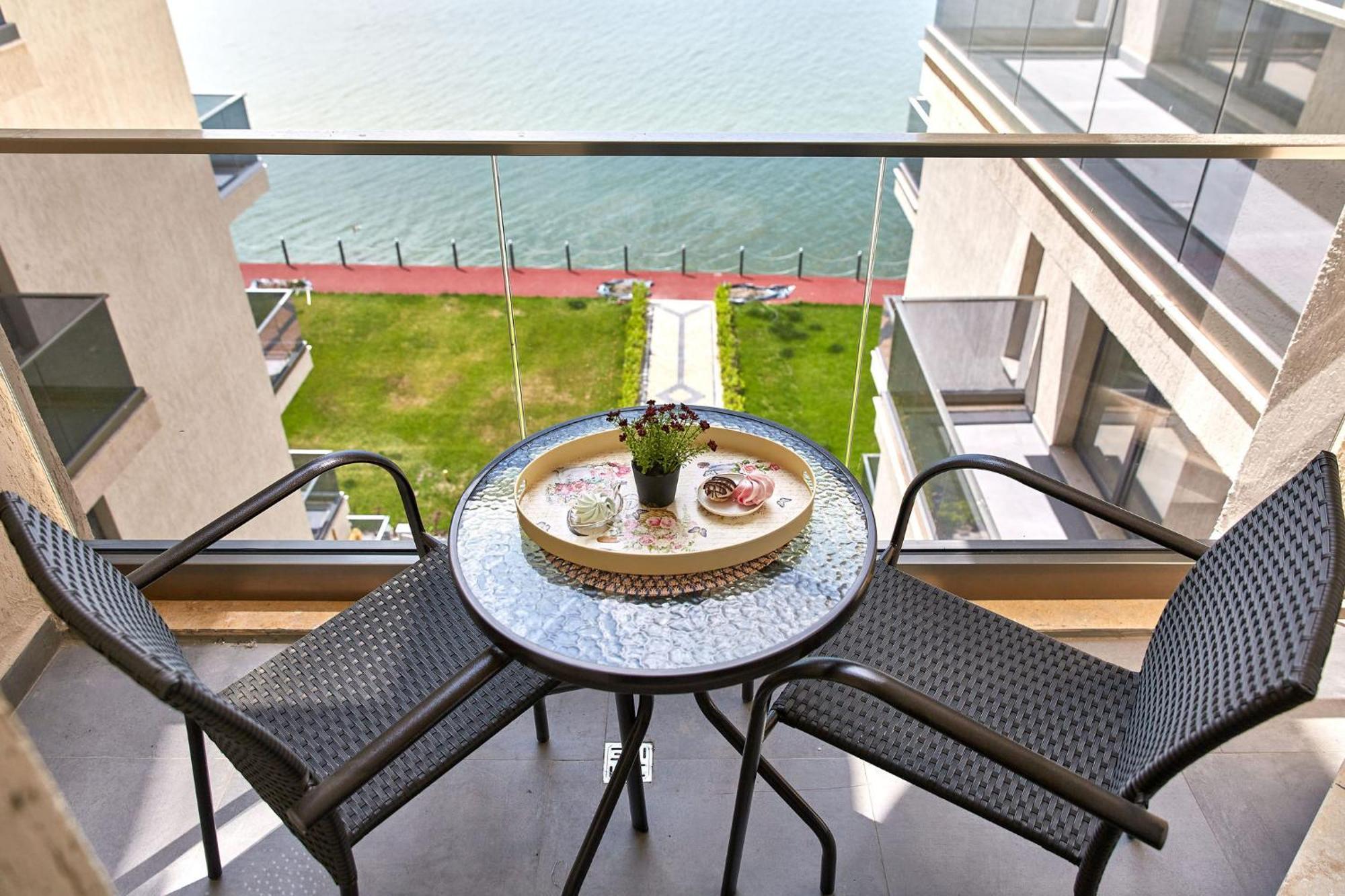 Exterior * Mamaia