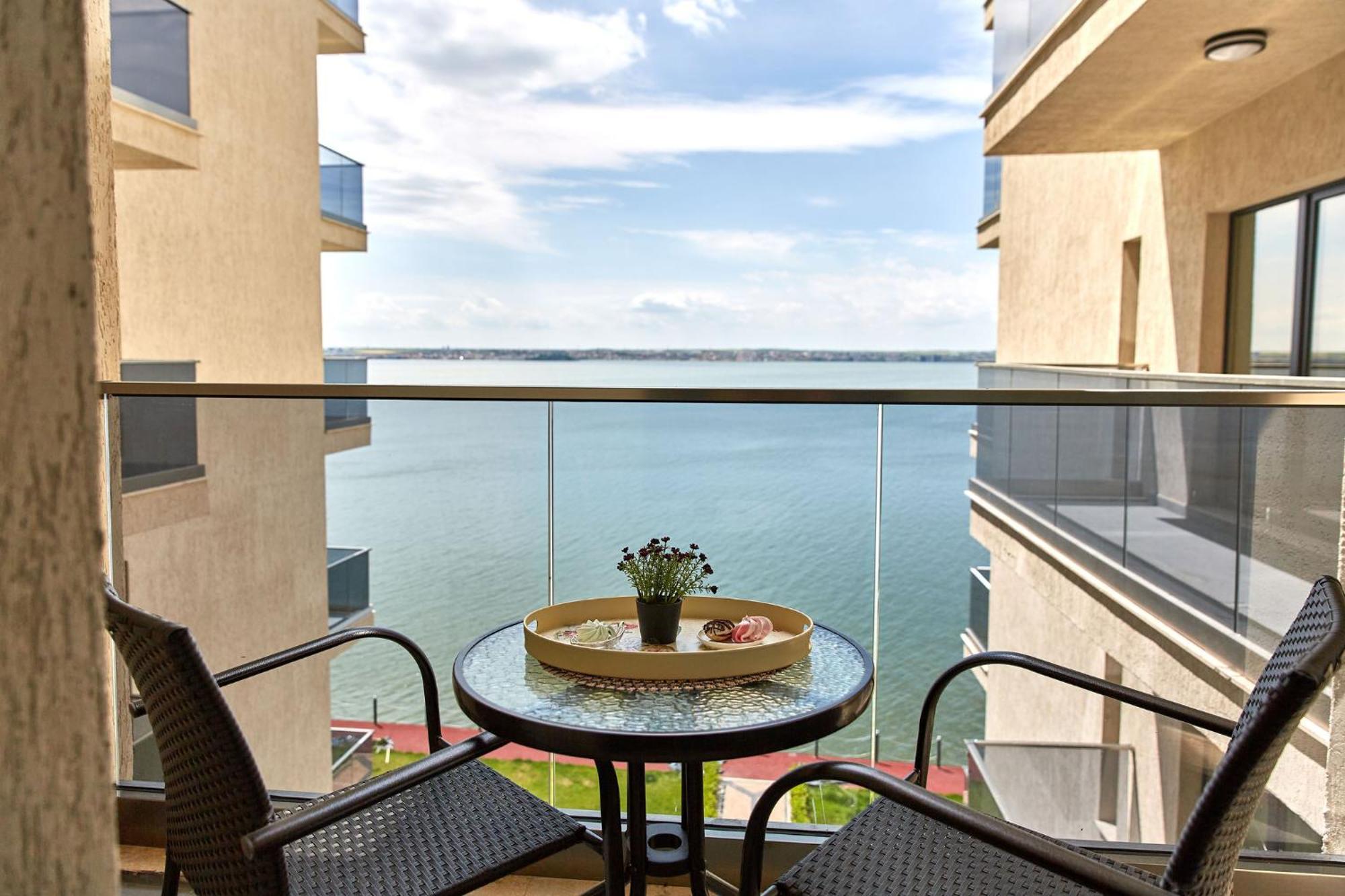 Exterior * Mamaia